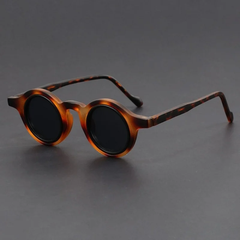 

Fashion Sunglasses Men Classic Women Sunglasses Lenses Cycling Sunglasses Woman Glasses