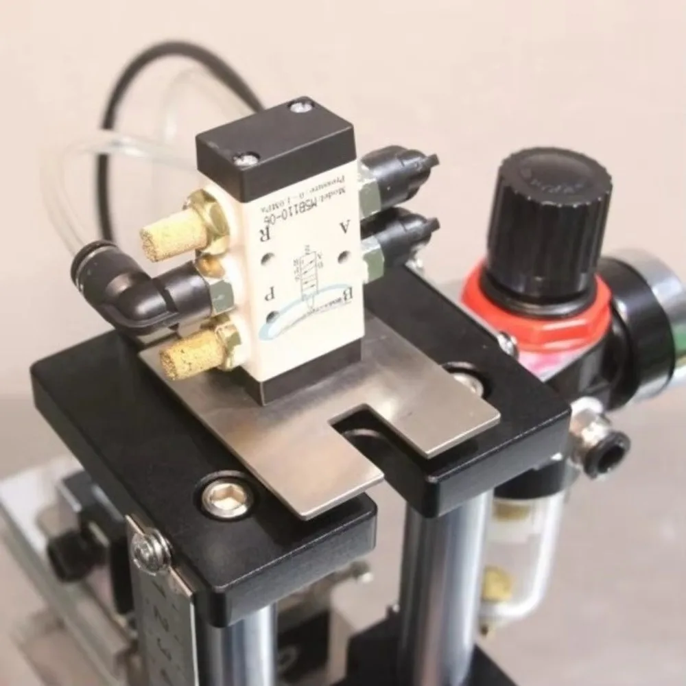 Cortador de tubo de mergulho semiautomático de mesa |   Equipamento de corte de comprimento de precisão da bomba de spray de perfume de tubo pequeno de PVC/PET