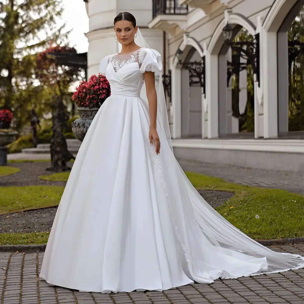 

Classic Satin Bride Wedding Dress Puff Short Sleeve O-Neck A-Line Floor Length Customized Applique and Pleat Vestidos De Novia