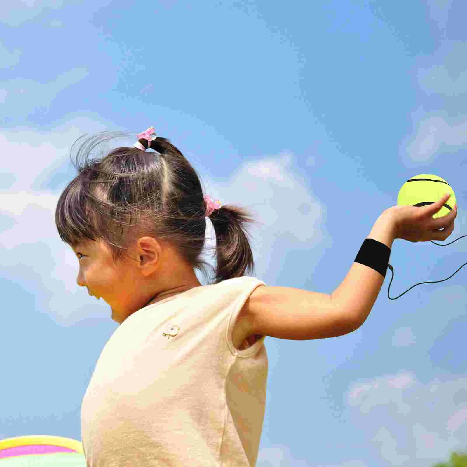 Pelota hinchable fluorescente de 4 piezas para niño y padre, juguete relajante para la muñeca, con ventilación, deportes elásticos