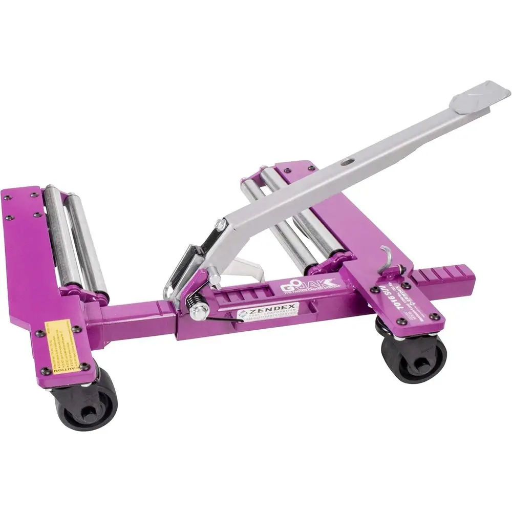 

Роскошная модель внедорожника G7016