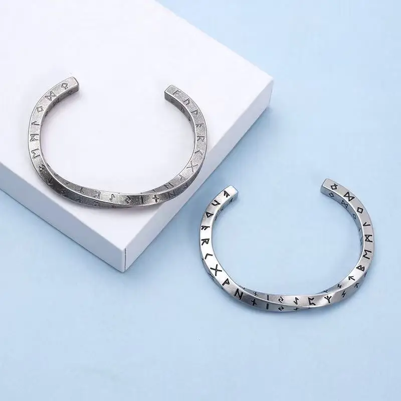 New Vintage 316L Stainless Steel Mobius Bangles For Men Fashion Nordic Vikings Letter Bracelets Party Jewelry Gifts Wholesale