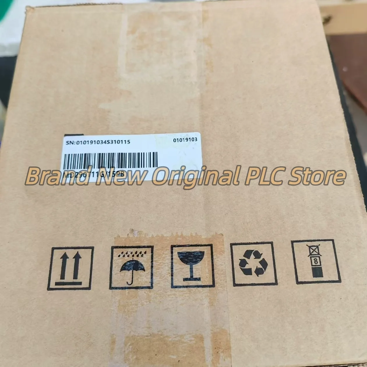 

New MD290T11G/15PB in box frequency converter