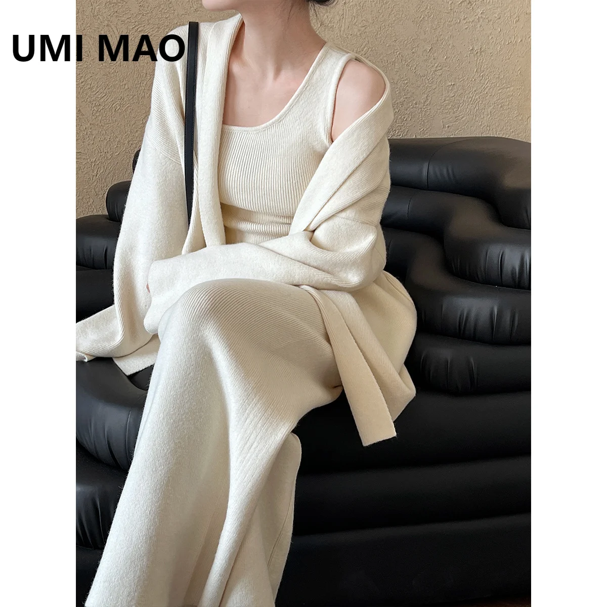 

UMI MAO French Style Minimalist And High-end Women's Autumn And Winter New Cardigan+vest+wide Leg Pants Three Piece Set