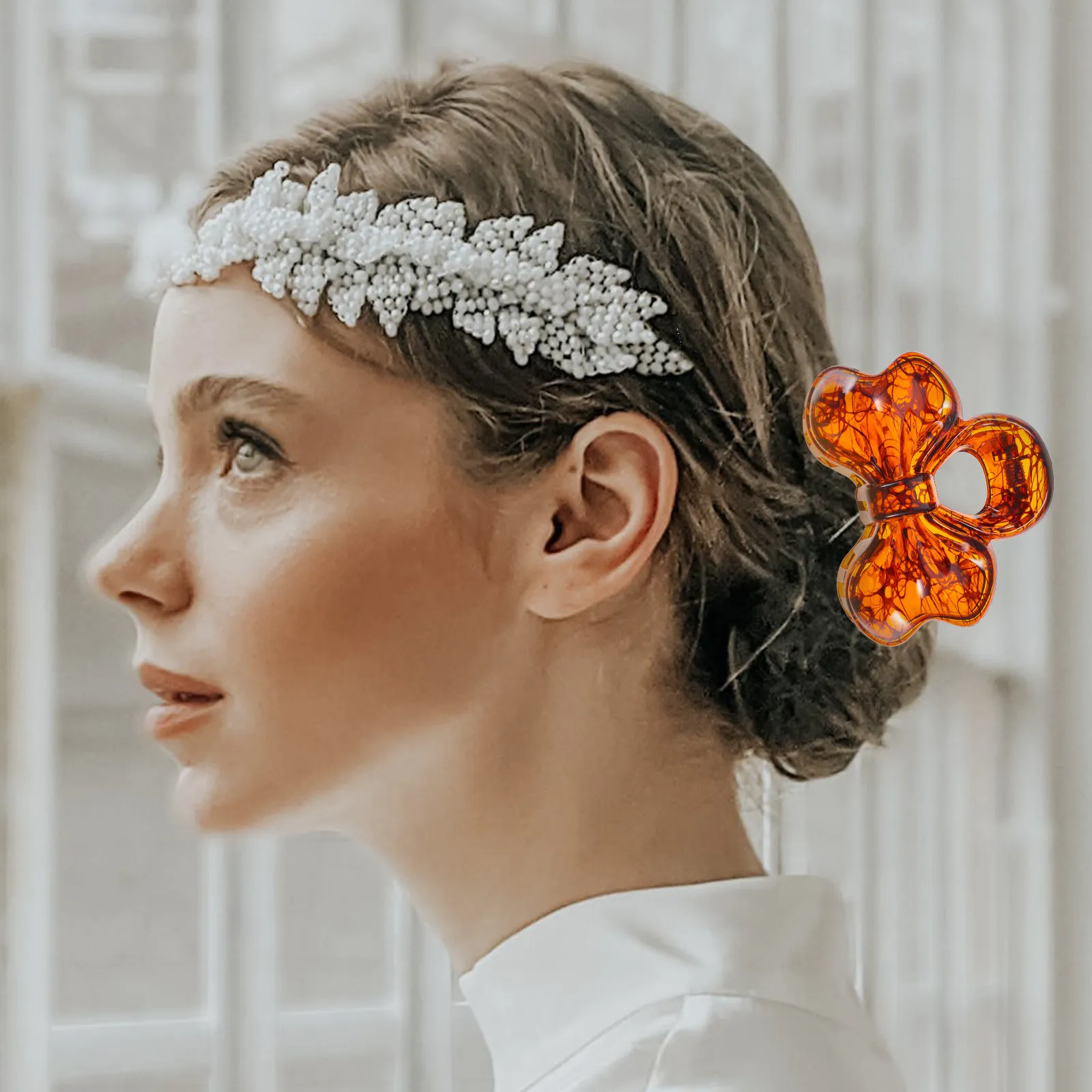 

2Pcs Women Hair Claw Clips Bow Accessory Large Size Non Slip Fashion Styling for Various Hairstyles and Occasions