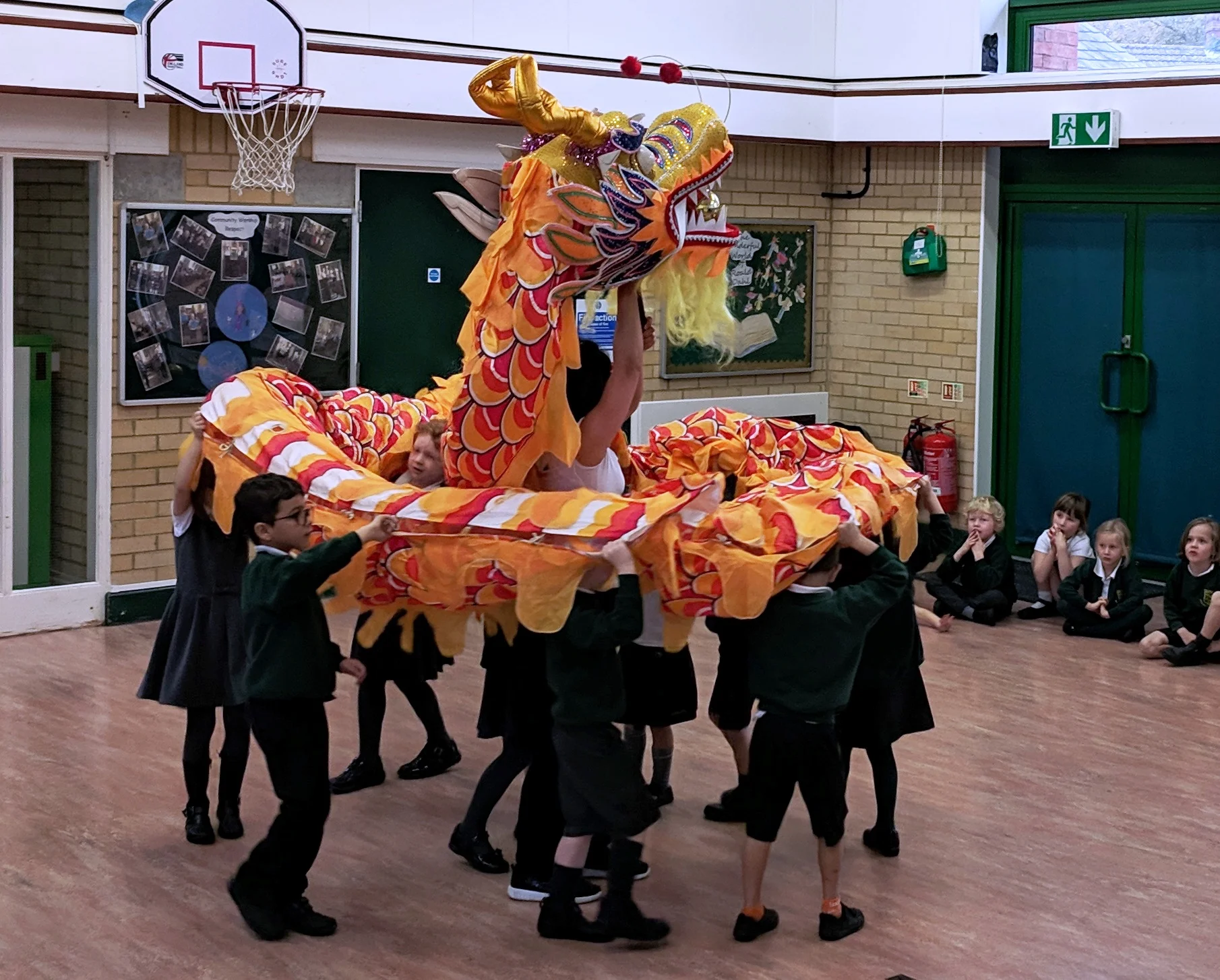 Sport 7m Size 5 Dragon Dance Costume Silk 6 Players Children Student Art  Party New Year Performance Parade Folk Stage Chinese