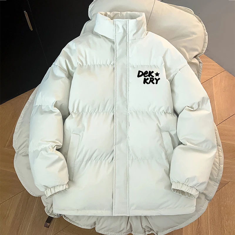 

Модная женская парка с индивидуальным дизайном, уникальными элементами и особенными характеристиками для занятий спортом