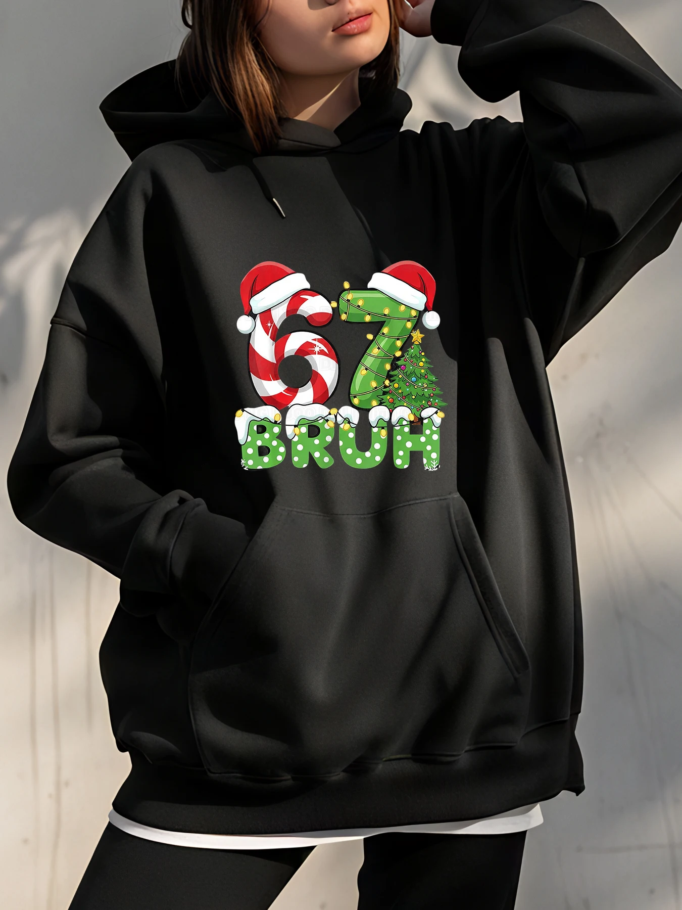 Felpa con cappuccio natalizia 67 Bruh con bastoncino di zucchero e design ad albero per abbigliamento festivo
