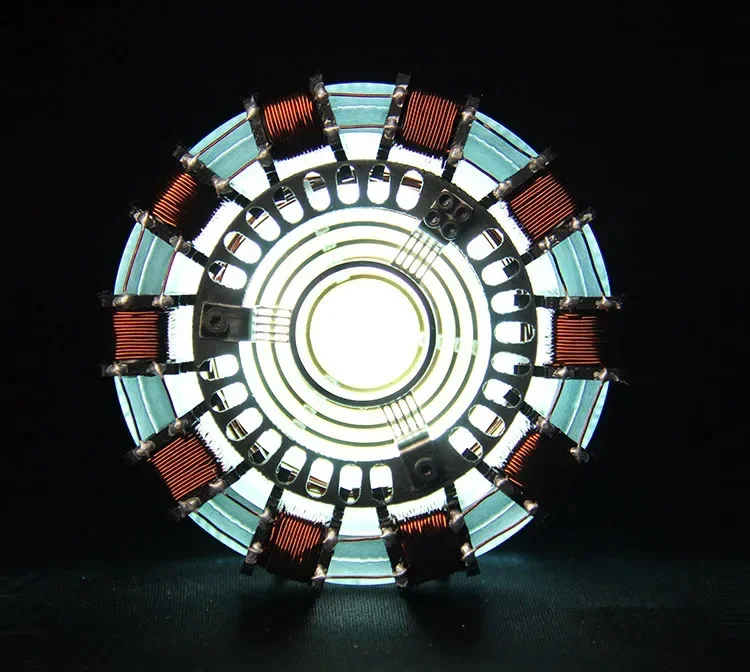 1:1 scale Iron man Arc Reactor A generation of glowing mark heart model with LED Light Action Figure Toy Display box gift