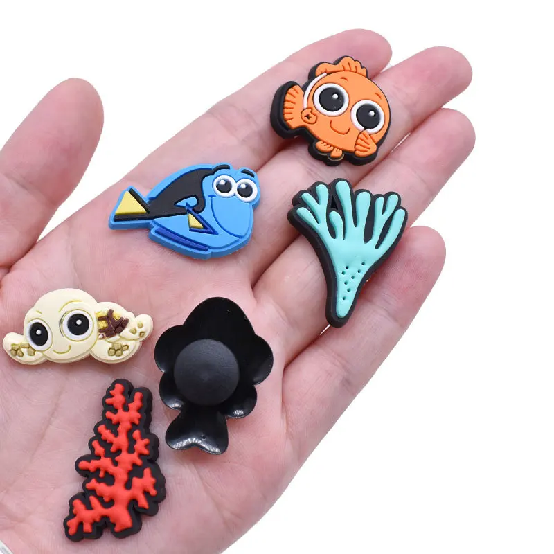 Marine infauna สัตว์ปลา Dolphin Shark เต่าฤาษีปู Otter FUR Seal รองเท้า Charms หัวเข็มขัด PVC สําหรับ Clog อุปกรณ์ตกแต่ง