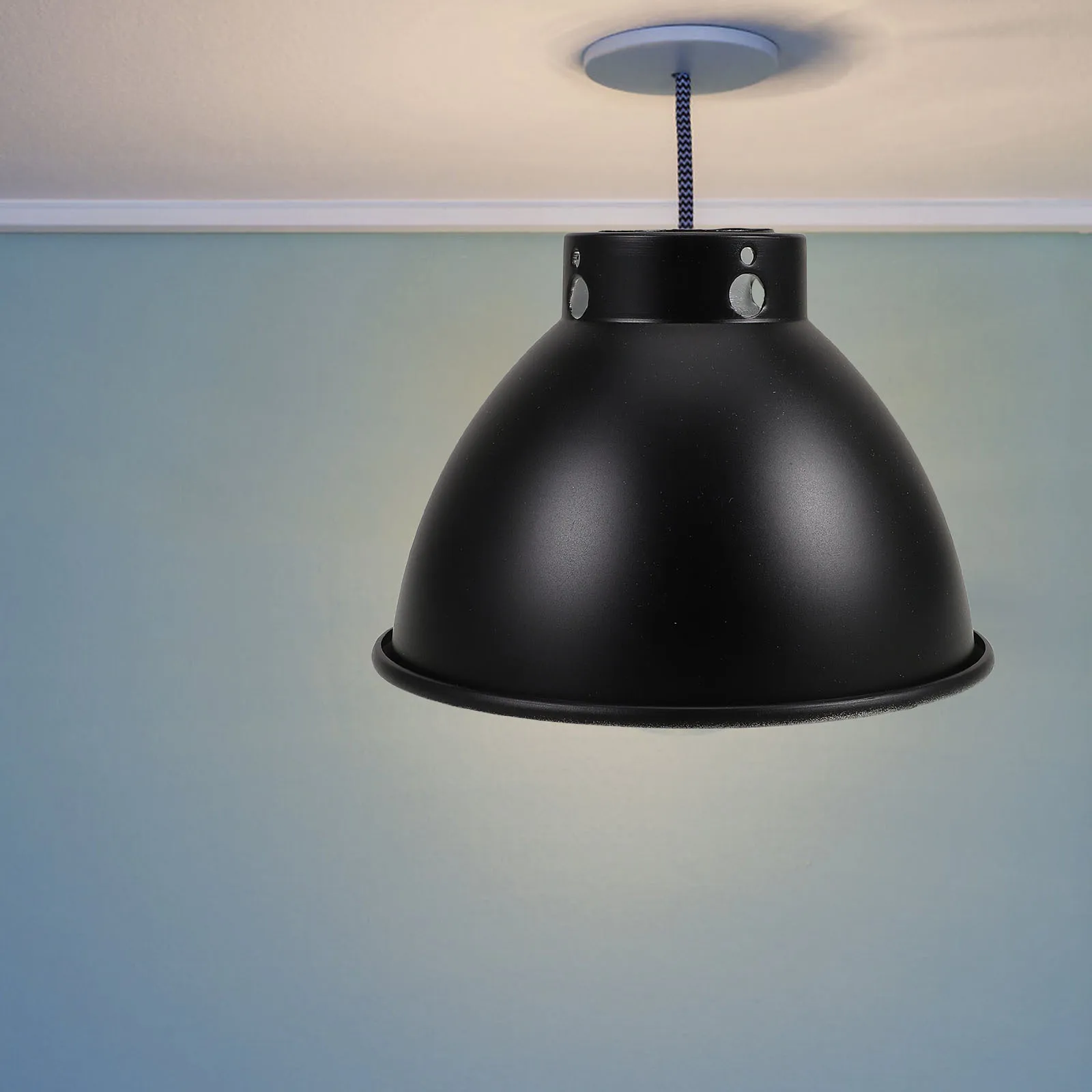 

Reptile Dome Lamp Shade Metal Reflective Cover 5.5 Inch Heat Lamp Guard for Glass Terrariums Basking Bulb Light Fixture