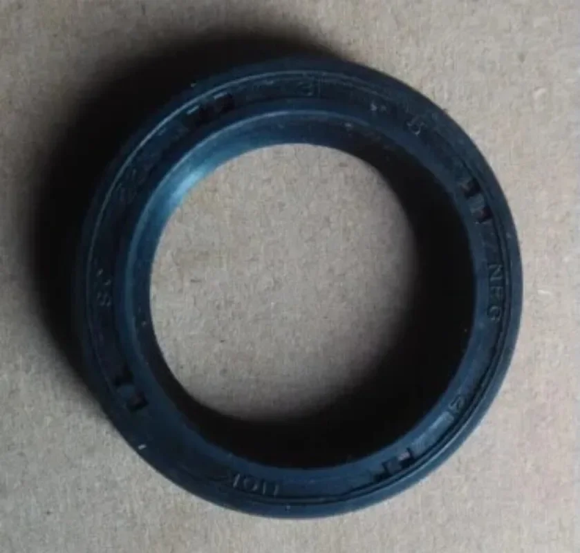 2pcs for CBT125 Dual Cylinder CM125 Taizi CA250 Motorcycle Parts Sealing Gasket, Whole Vehicle Engine Crankshaft Oil Seal