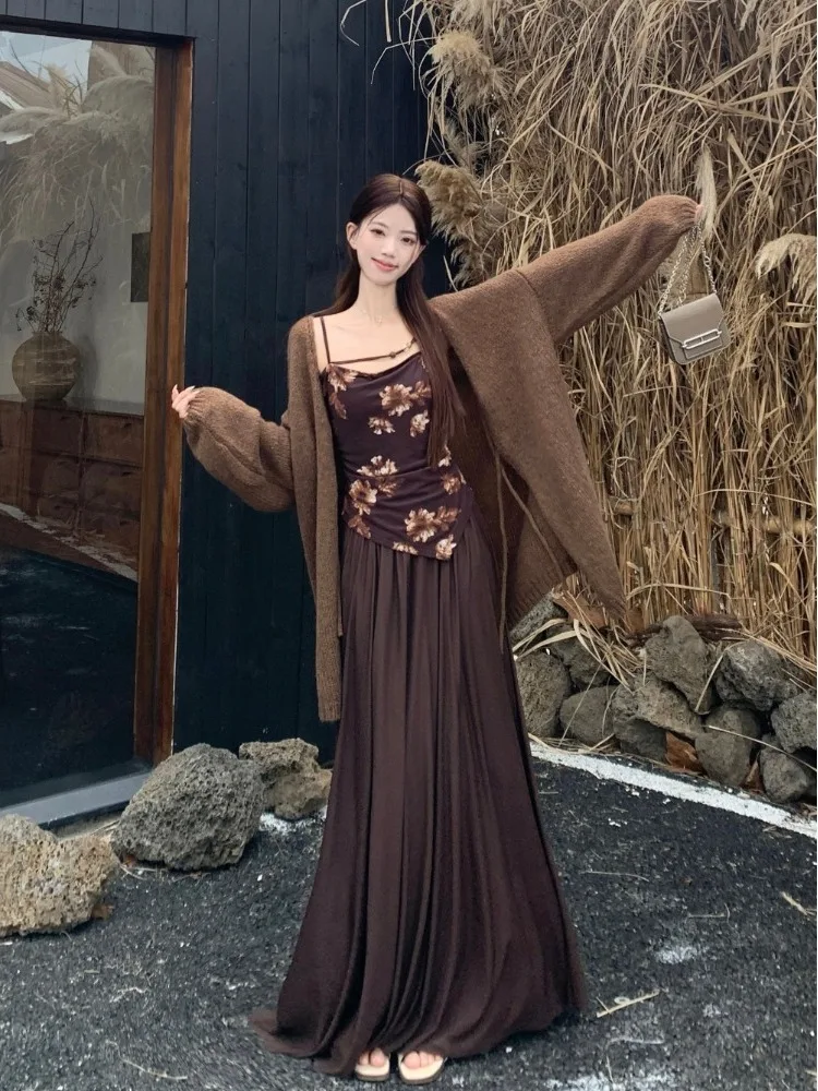 

plus Size Women's Lazy Sle Mid-Length Sweater Coat And Me Skirt Set High Waist A-Line Skirt for Autumn Season