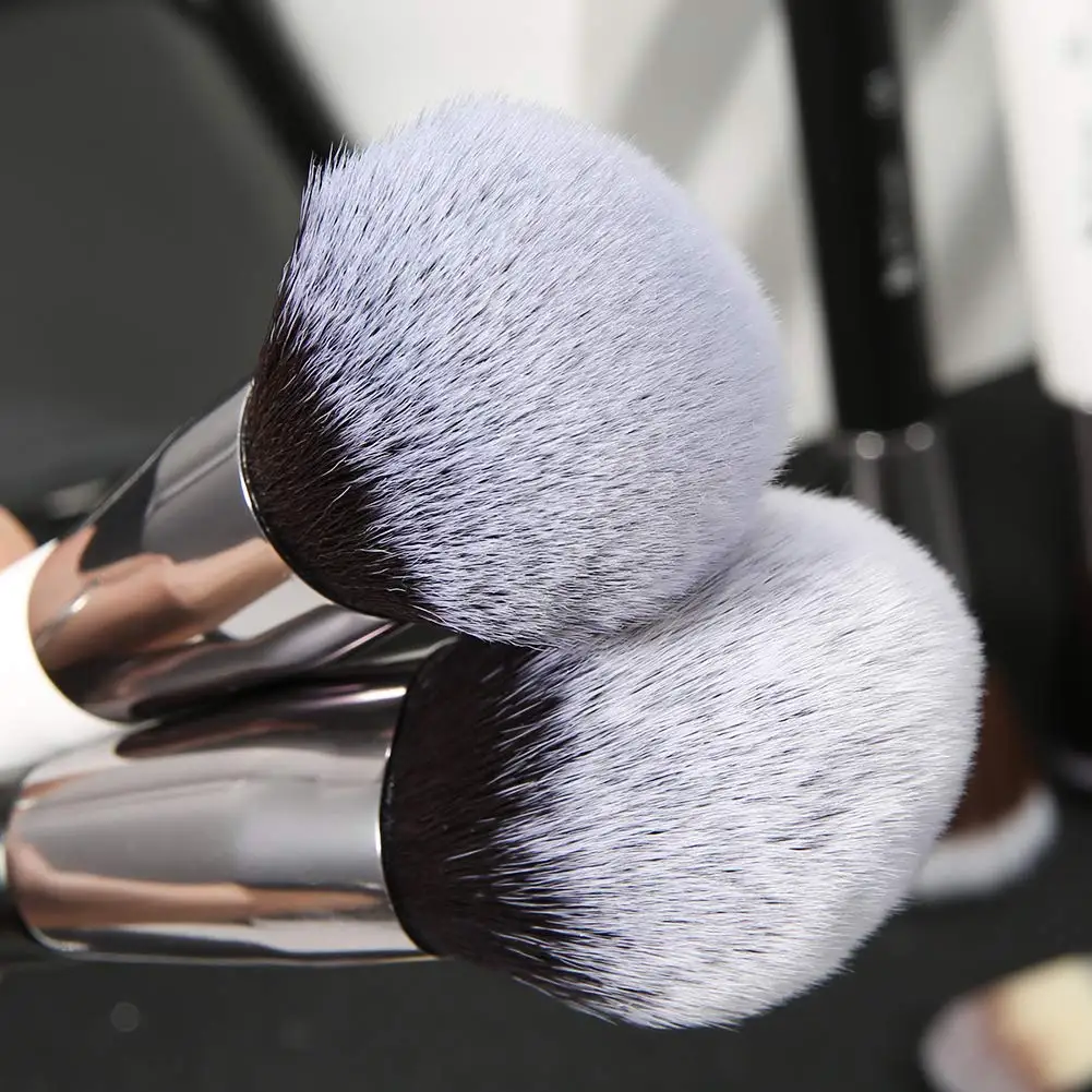 Ensemble de pinceaux de maquillage série Panda, 31 pièces, avec étui en cuir, mélange de fond de teint Kabuki, poudre pour le visage, correcteurs de Blush, ombres à paupières