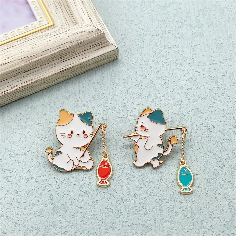 Childlike Kitten Fishing Metal Enamel Brooch Cute Cartoon Colorful Tabby Cat Small Animal Badge Pin Children's Gift Jewelry