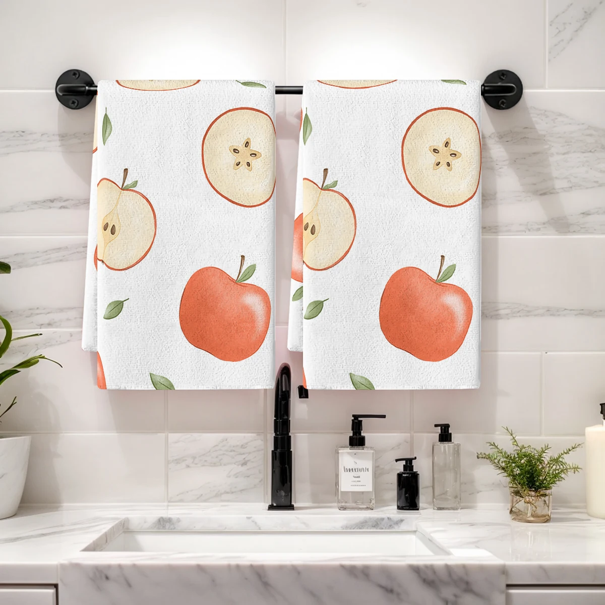 

Салфетка для мытья посуды из полиэстера с цветочным узором Pear & Bee - устойчивая к выцветанию, машинная стирка, кухонная салфетка для уборки.