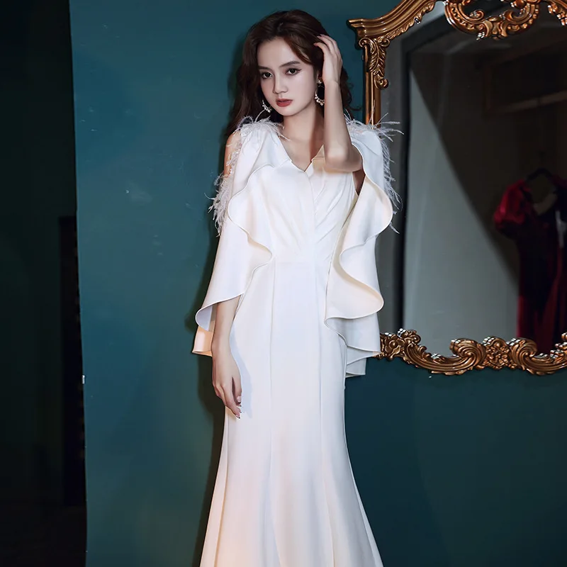 

White French Evening Dress V-neck Off Shoulder Banquet Style Cloak Queen Tail Dress Elegant Host Evening Dress Customized