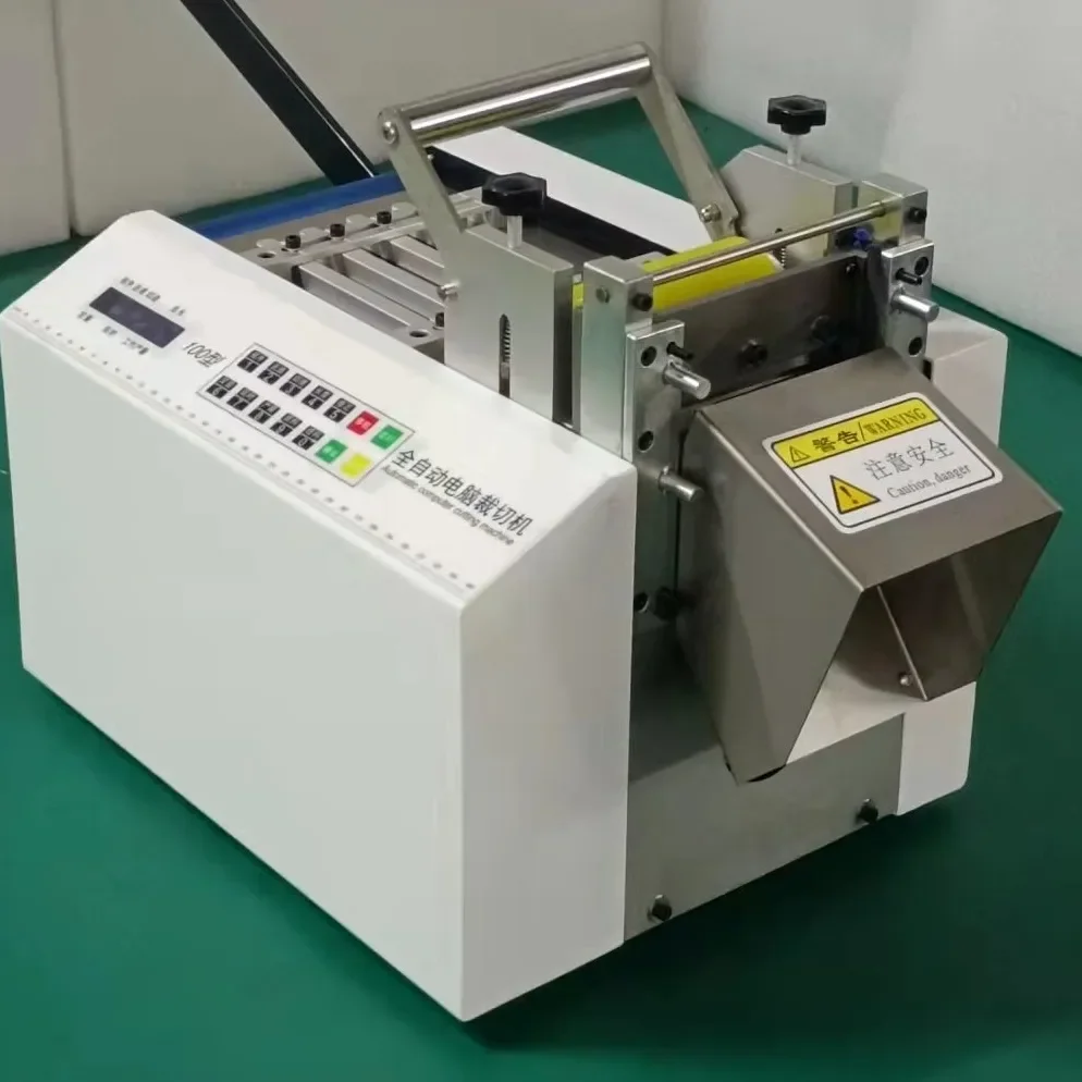 

Low-cost medium and thick wall double casing sheath cutting machine with marking function