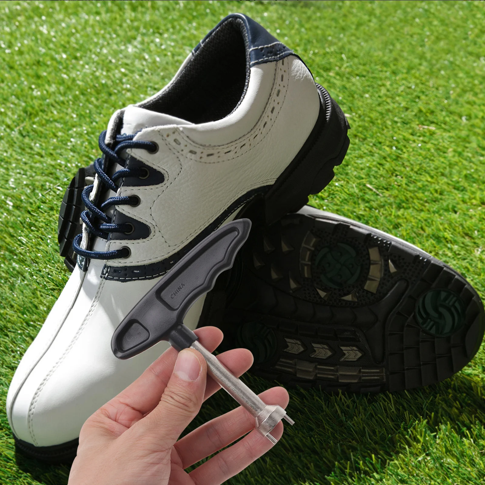 حذاء جولف سبايك وجع محكم T-مقبض سهل الإزالة تركيب المرابط البلاستيكية المعدنية أداة الغولف سبايك مزيل جولف