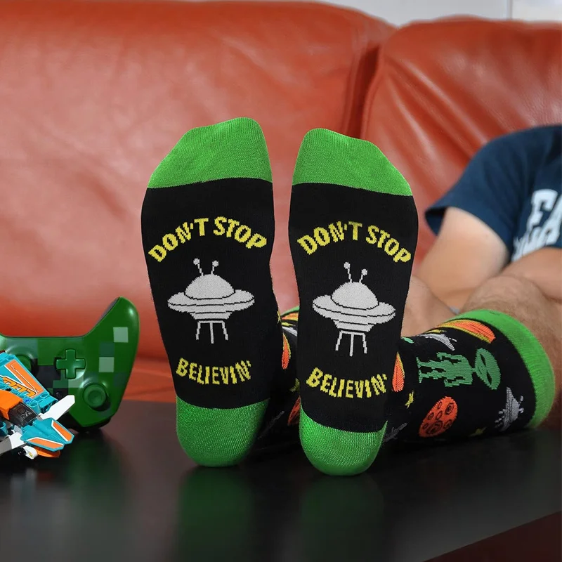 Cavertin Men's Programming Alien Sasquatch Dad Music Socks