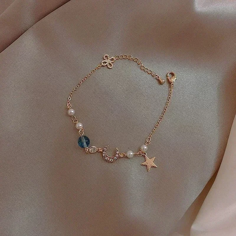 Girls Gold Color Zircon Star Moon Pearl Bracelet Simple Geometric Fashion Women Chain Bracelets Charming Elegant Jewelry Gift