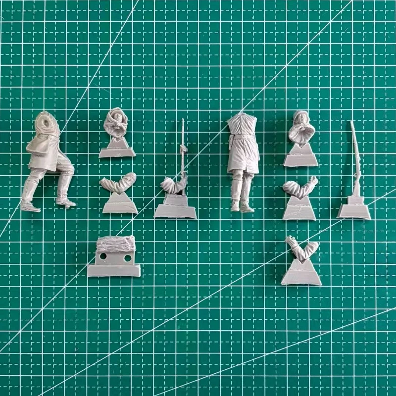 1/35 Scale Die-Cast Resin Figure Model Kit WWI German Snipers Set 2 Figures Unassembled and Unpainted