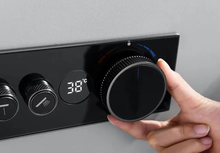 Vanne thermostatique numérique à adhérence triple, voie en laiton noir 256, sortie d'eau, robinet de centre commercial pour panneau de douche