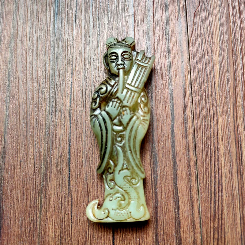 Antique Miscellaneous Antique Old-Fashioned Crafts Xiuyan Jade Carving Music Commission Blowing Pull Bullet Knock Small Jade Man