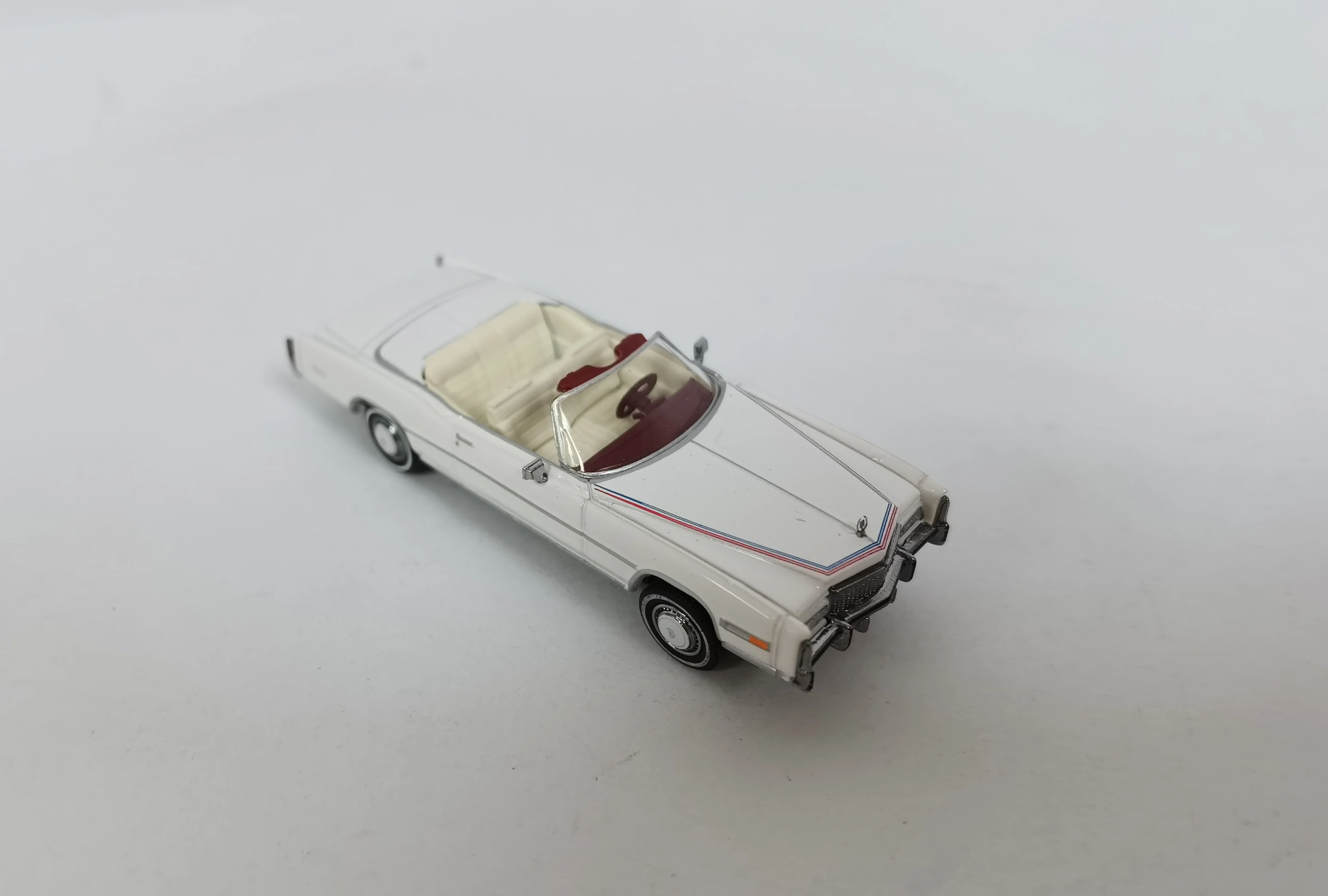 Cars HO Brekina Cadillac Eldorado Convertible metallic beige1/87 NO.BRE19752 For Collection