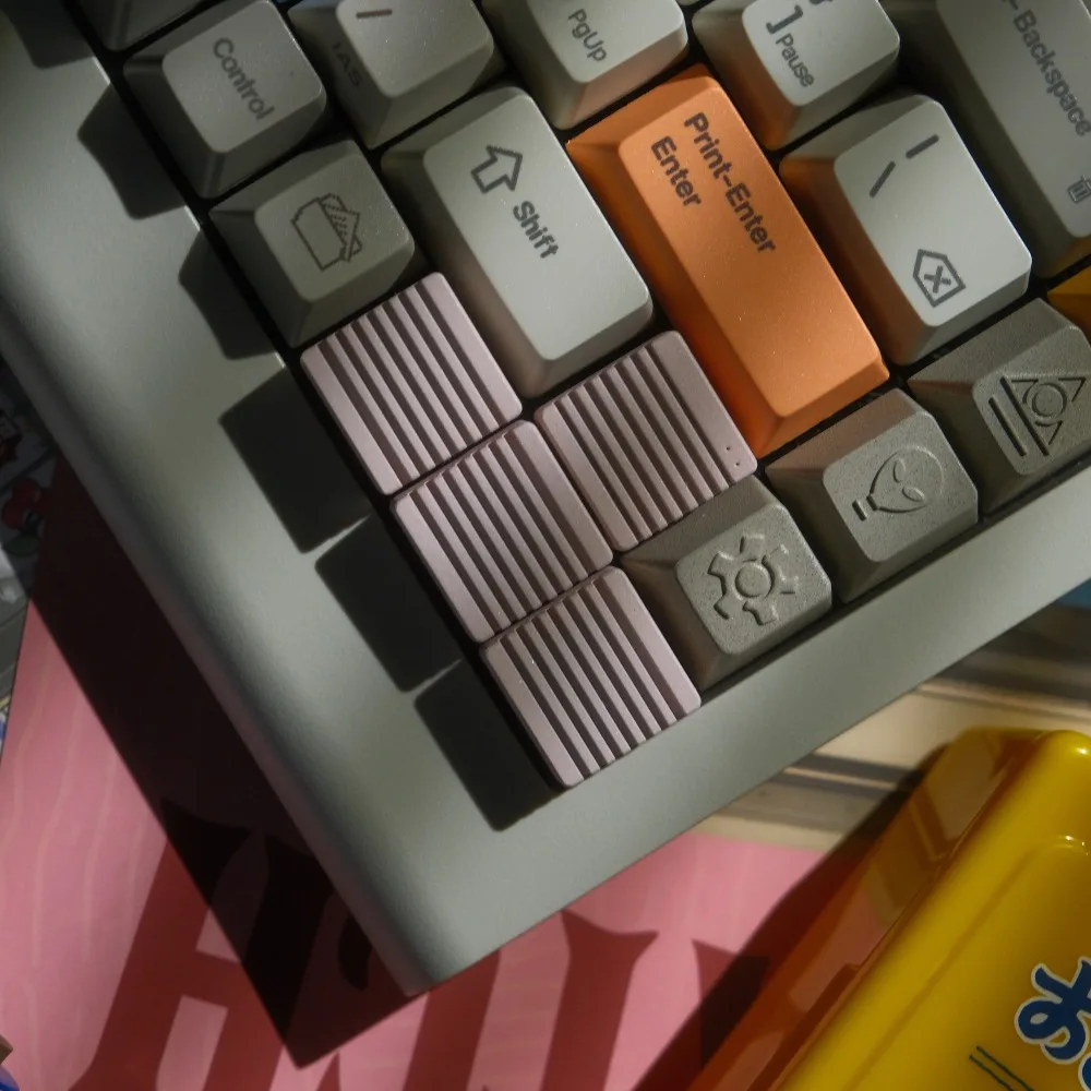 CNC Aluminium Metall Tastenkappe Persönlichkeit Kirsche 1U Retro Minimalismus Graue Richtung Tastenkappe Mechanische Tastatur Spiel Zubehör Geschenk