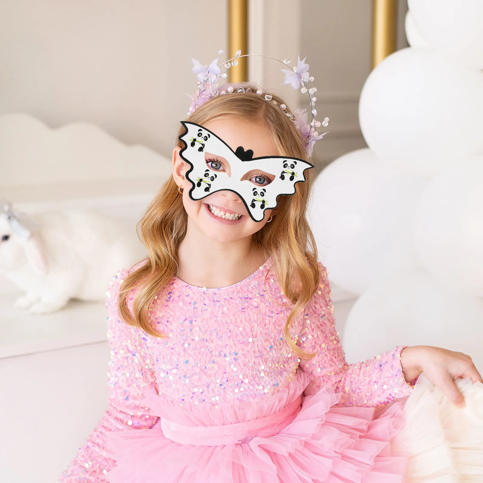 

20Pcs Panda Masks for Kids Cartoon Style Adjustable Elastic Band Party Cosplay Mask Decorative Dress Up Prop Cute Animal Mask