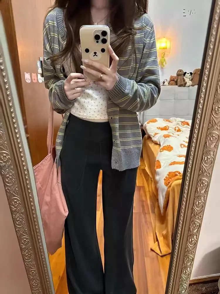 

Кардиганы женские в стиле ретро, весенние, с контрастной планкой, полувысоким воротником, свободного кроя, объемные, вязаные, с модным узором, в стиле Харадзюку