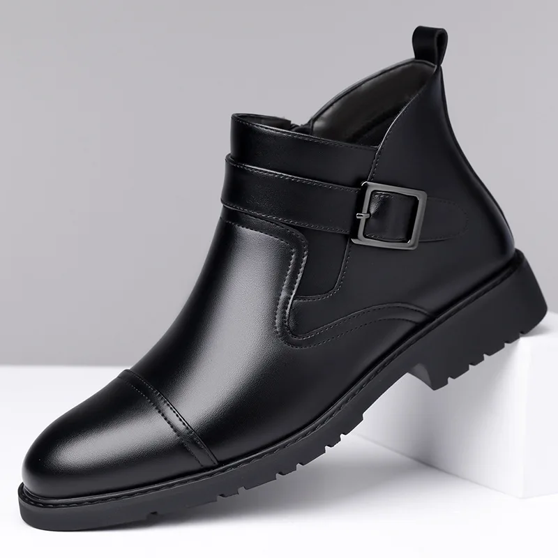 Men's business casual leather shoes are comfortable, breathable, British-style, fashionable and retro outdoor leather boots