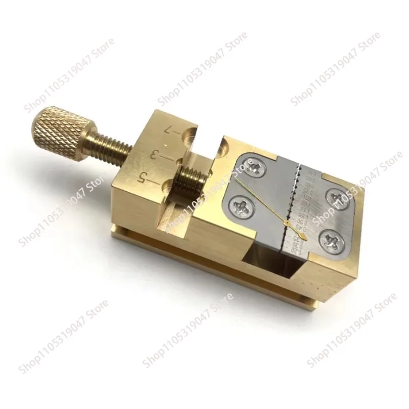 

Инструменты для ремонта часов: латунные тиски для фиксации заводных головок, ремешков, часовых механизмов и задних крышек, можно использовать с настольными сверлильными станками