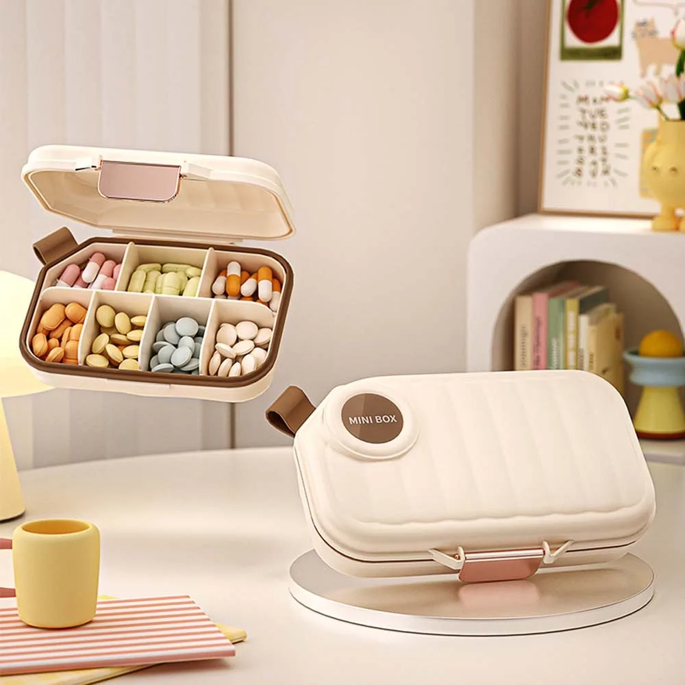 Pillenetuis, tragbarer Reise-Pillen-Organizer mit Deckel, luftdichter Pillenspender, 7 Tage, 7 Fächer, wöchentliche Pillendose, Vitamine
