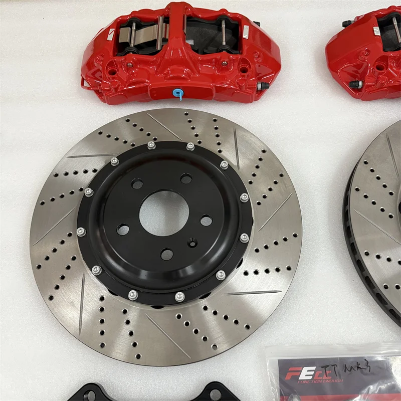 .. نظام أمامي مع جرس عائم على دوار الفرامل لـ LC200 2014 Year