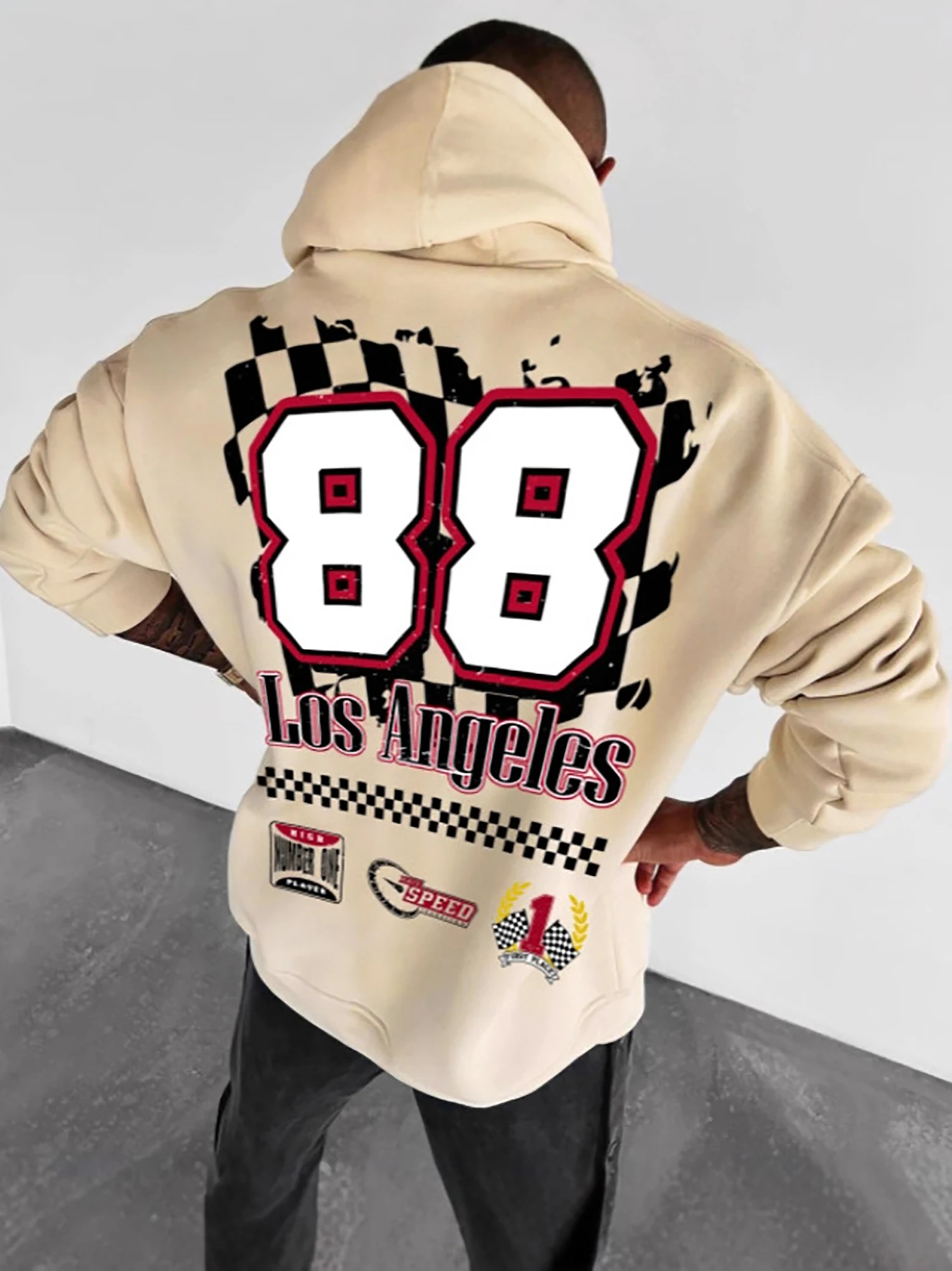 سويت شيرت بقلنسوة على طراز السباق الأمريكي للخريف والشتاء للرجال مع قلنسوة عصرية بطباعة لوس أنجلوس رقم "88"