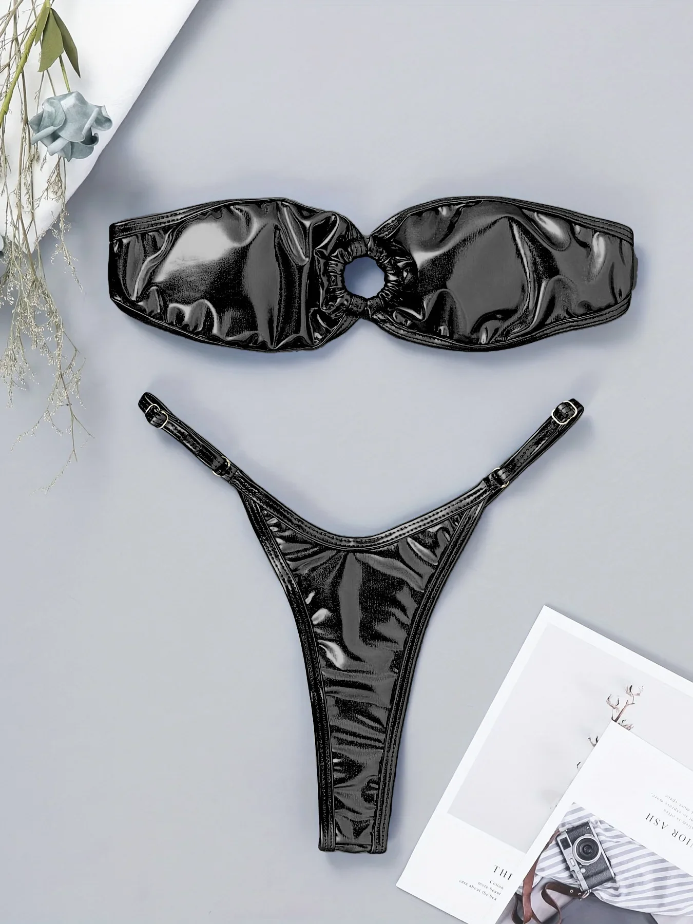 Sexy Schnür bikini 2024 Damen Loop Button hohl Push-up-BH Mini-Bade bekleidung funkelnde Bade bekleidung aus reinem Gold voller Bade bekleidung