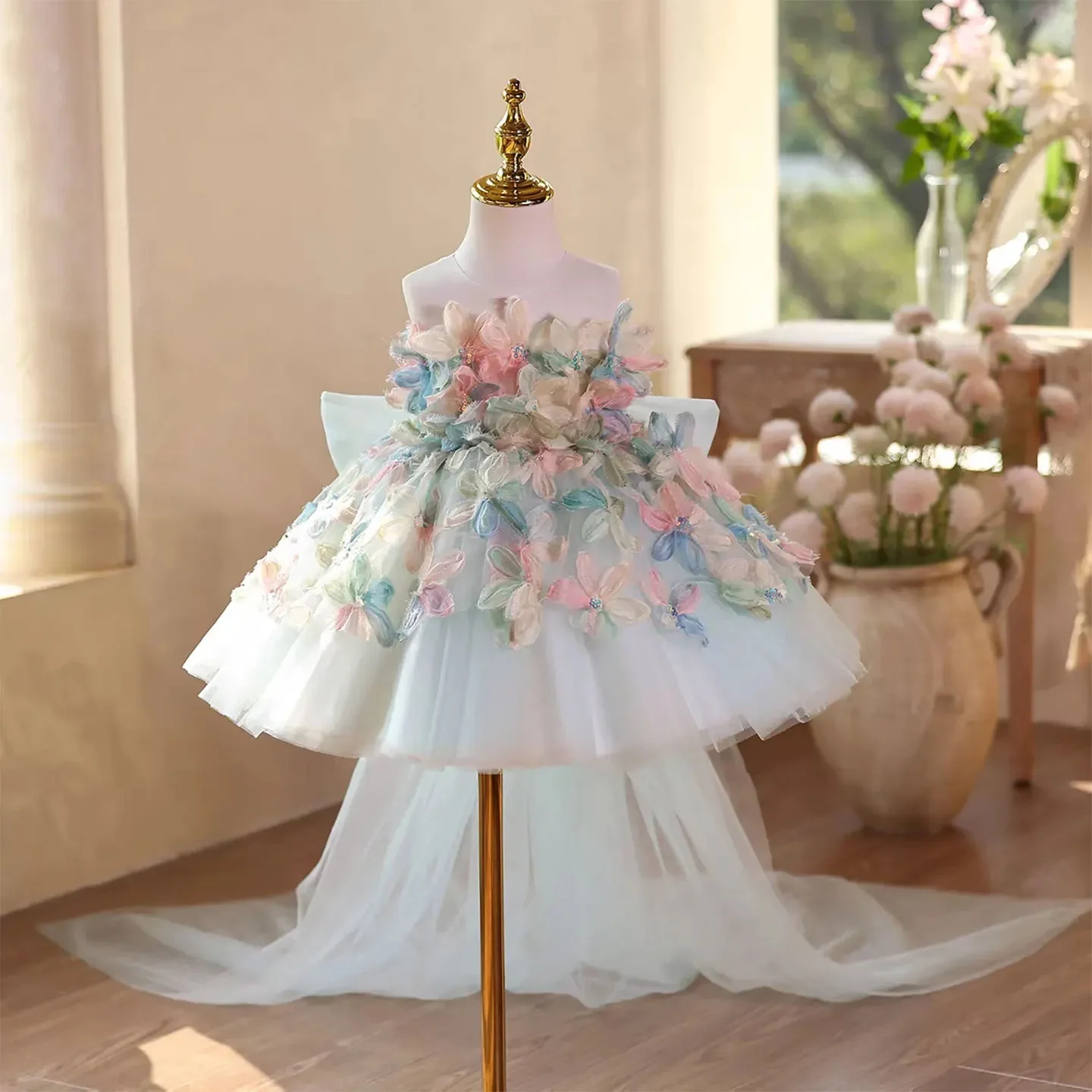 Luxury Floral Girl Princess Dress with Train High End Kids Formal Outfit Birthday Party Pageant Tulle Flower Girl Mesh Ball Gown