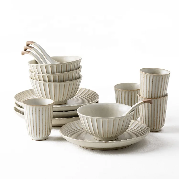 

Creative daisy shape luxury Nordic retro ceramic tableware set 4 people