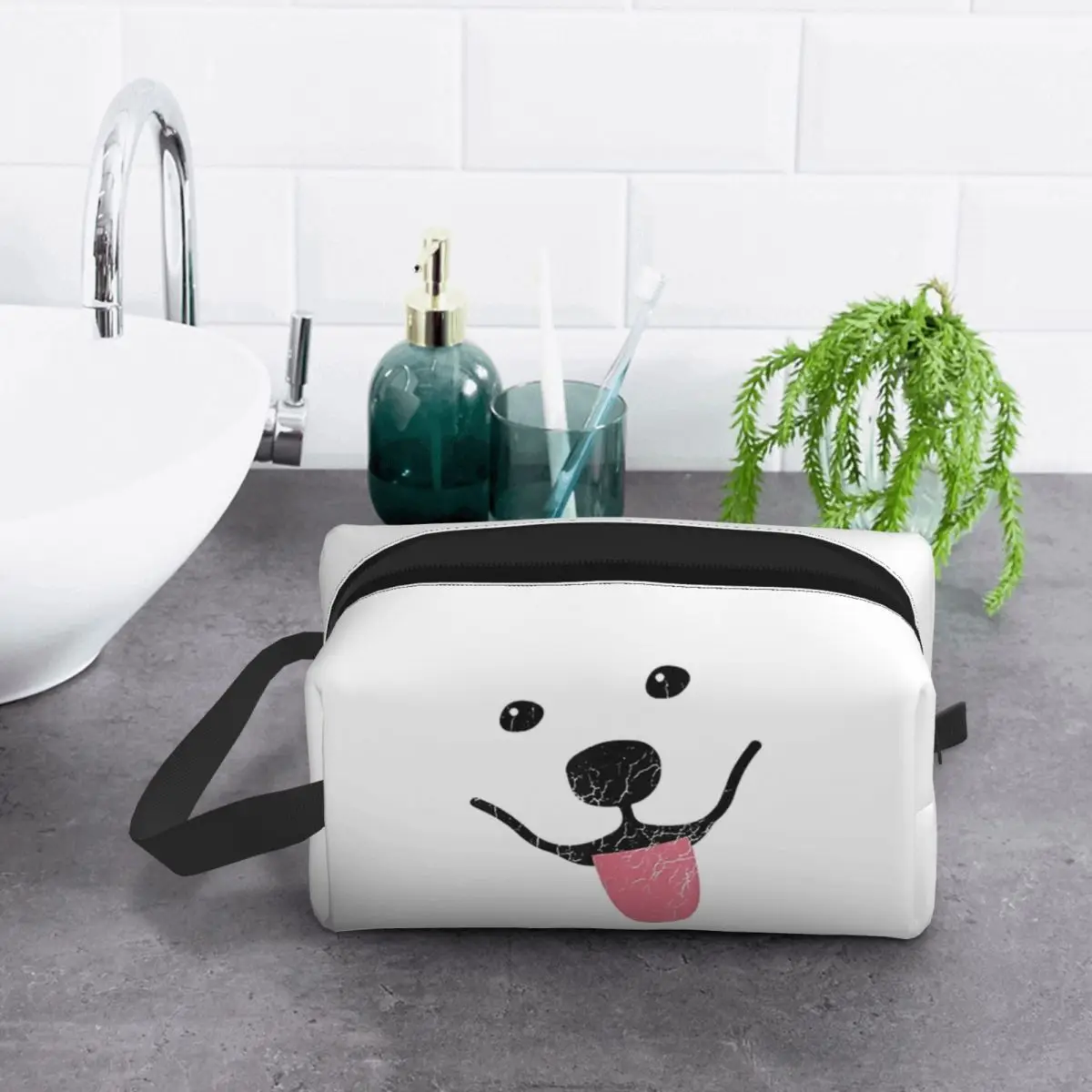 

Funny Samoyed Makeup Bag Cosmetic Organizer Storage Dopp Kit Toiletry Cosmetic Bag for Women Beauty Travel Pencil Case