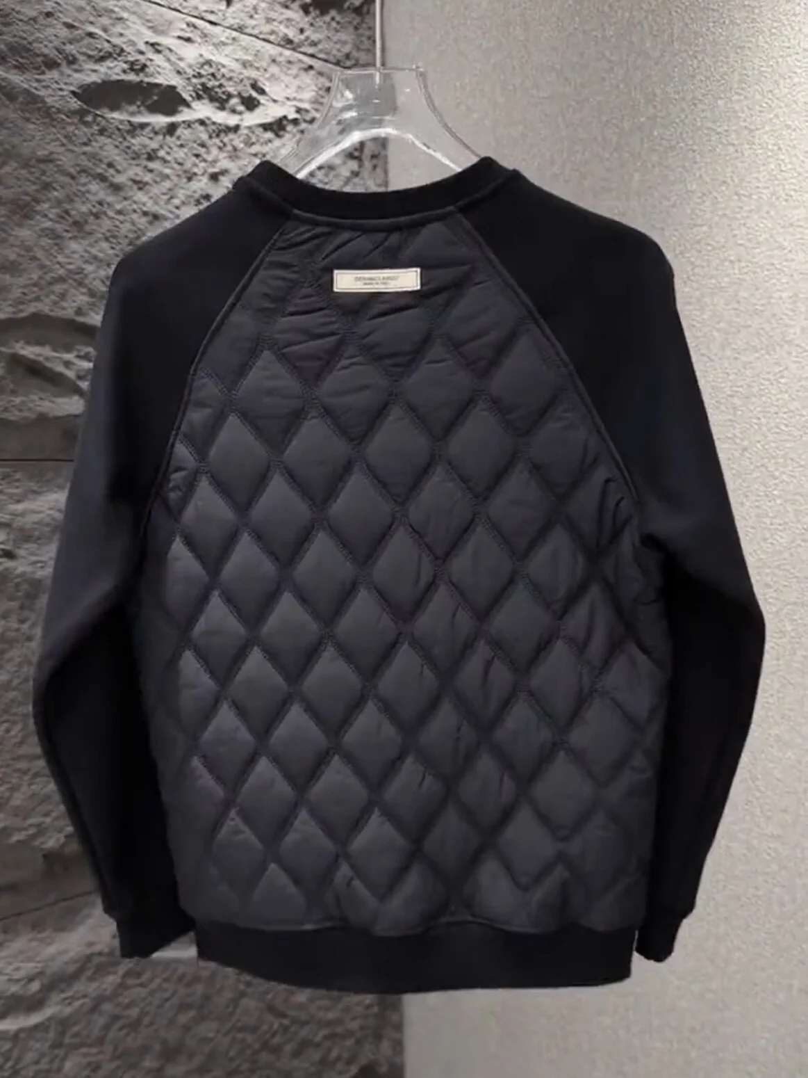 

Casual Men's round Ne Fce Lined Long Sve Sweatirt Versatile Loose Fit Thermal Top with Diamond Pattern