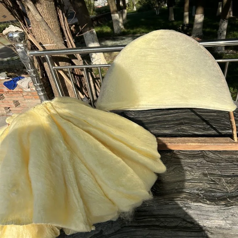 300 g di oro naturale 100% seta di gelso Doupion di gelso Fibra grezza di seta