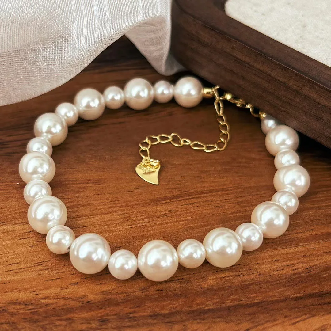Vintage High-Quality Strong Luster Round Shell Faux Pearl Bracelet, Classic Beaded Stretch Hand Chain for Women
