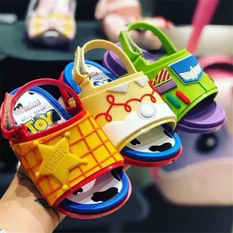 Disney Buzz Lightyear sandali estivi legnosi nuovi bambini Cartoon Toy Story ragazzi e ragazze sandali scarpe da spiaggia per ragazzi e ragazze