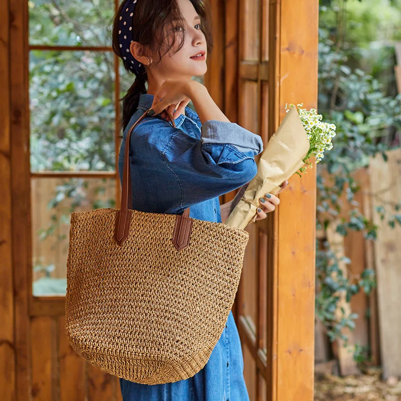 Sac à bandoulière rétro japonais coréen tissé à la main, sac seau de grande capacité à fermeture éclair tissé à l'herbe, sac de loisir littérature Art