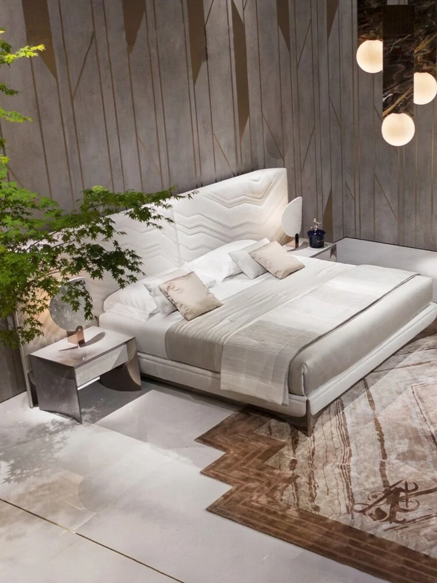 *Leather Bed With High Headboard White Leather  Luxury