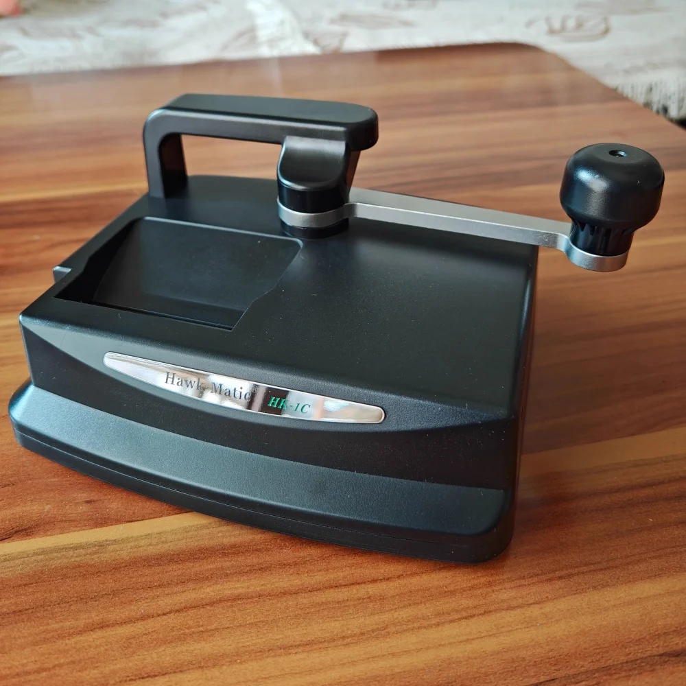 

HK1-C Hand-crank Cigarette Rolling Machine 5.5/6.5/7.8mm Metal Turbine Tobacco Filling Wrapping Maker DIY Smoking Accessories