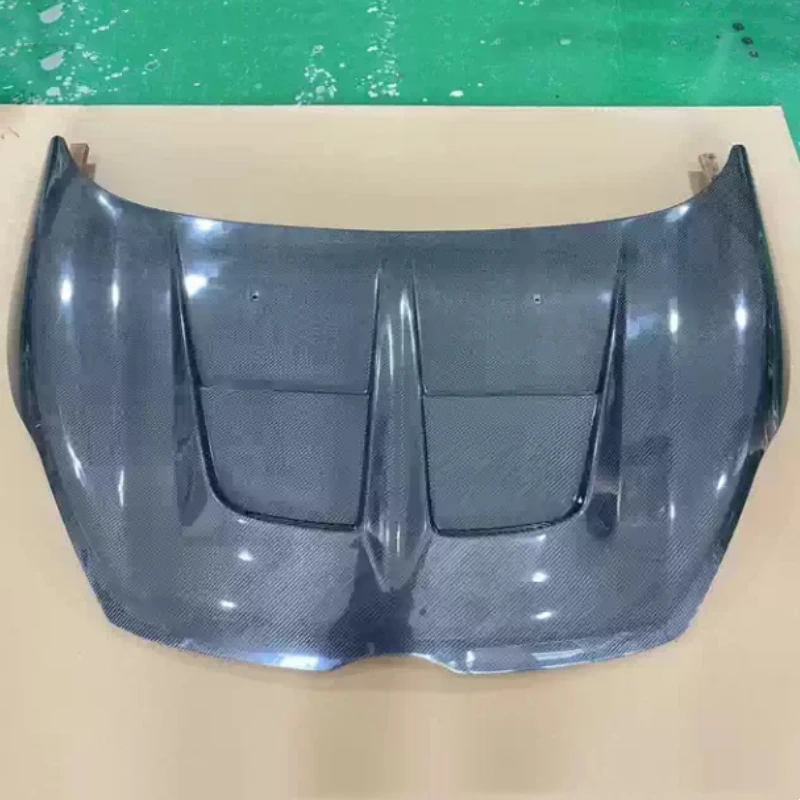 

Carbon Fiber Engine Cover for Ford Fiesta 2009 Modified New Style Engine Hood Light Weight Car Bonnet
