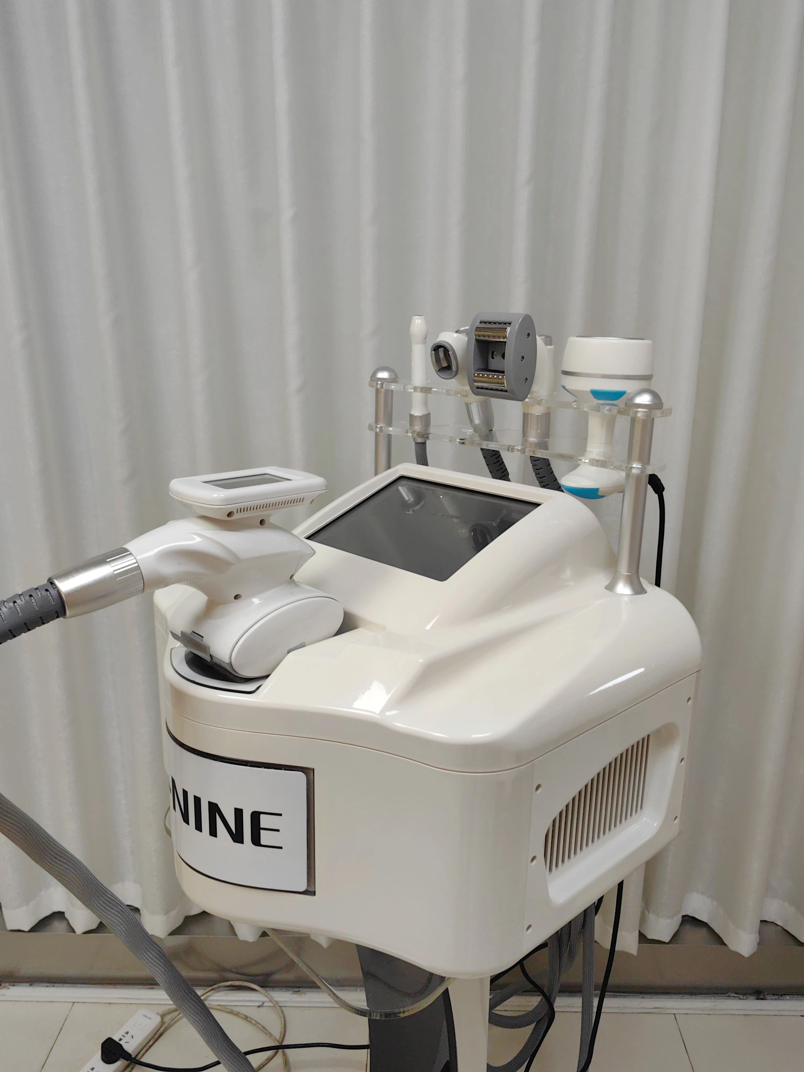 Vela Shape V9 Vacuum RF Slimming Machine Weight Loss Skin Tightening Face Lifting Machine